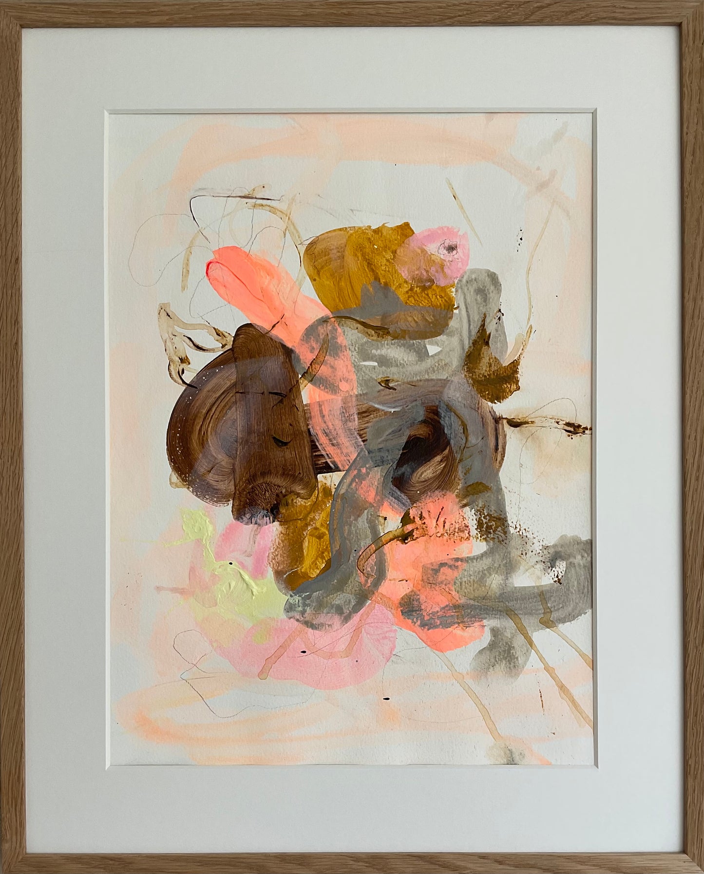 Paperwork nr. 65, 40x50 cm med massiv egetræsramme by Lone Reedtz , Abstrakt ekspressivt akrylmaleri på papir i passepartout Childish