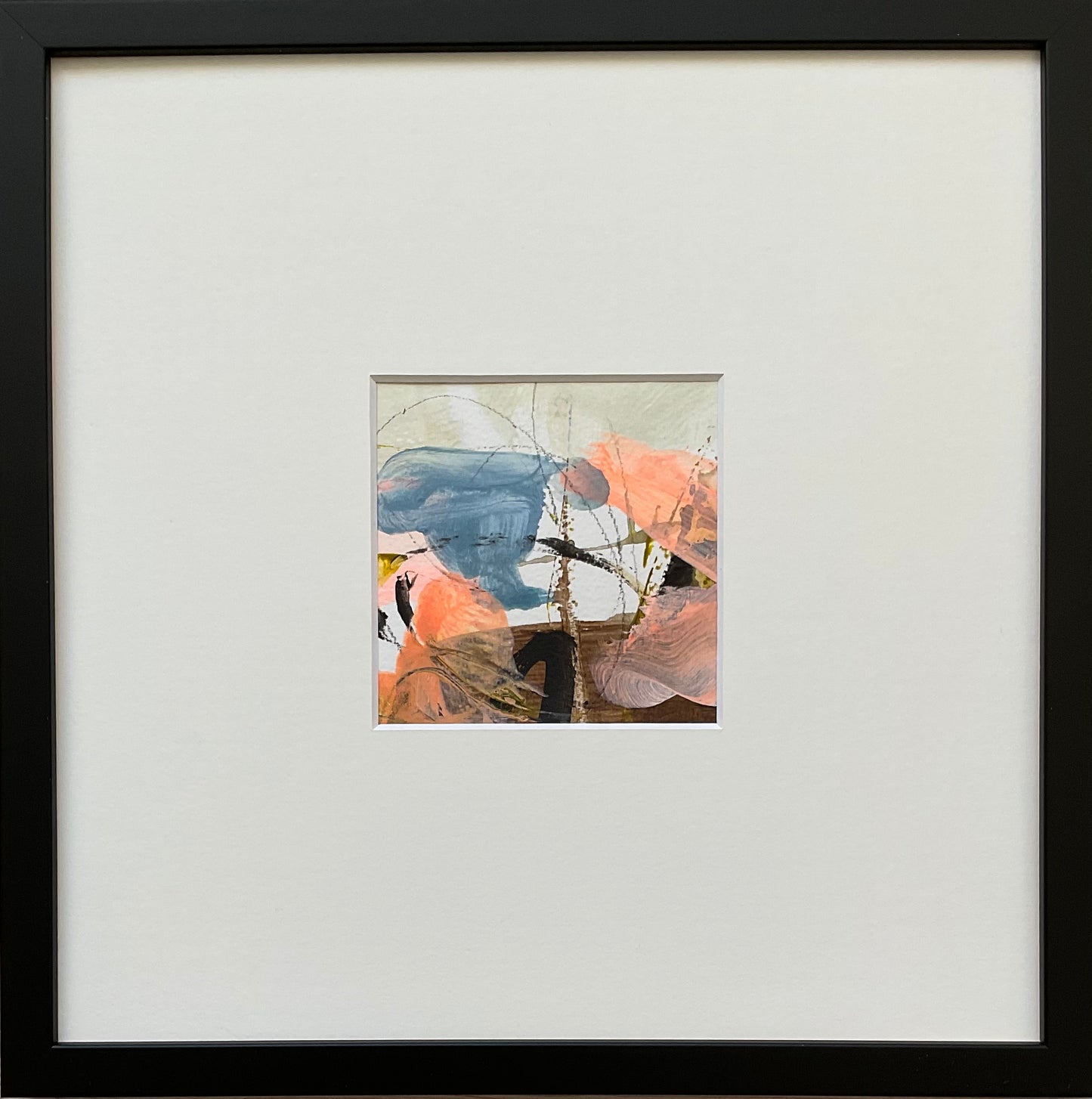 Paperwork nr. 43, 30x30 cm med sort træramme by Lone Reedtz , Abstrakt ekspressivt akrylmaleri på papir i passepartout