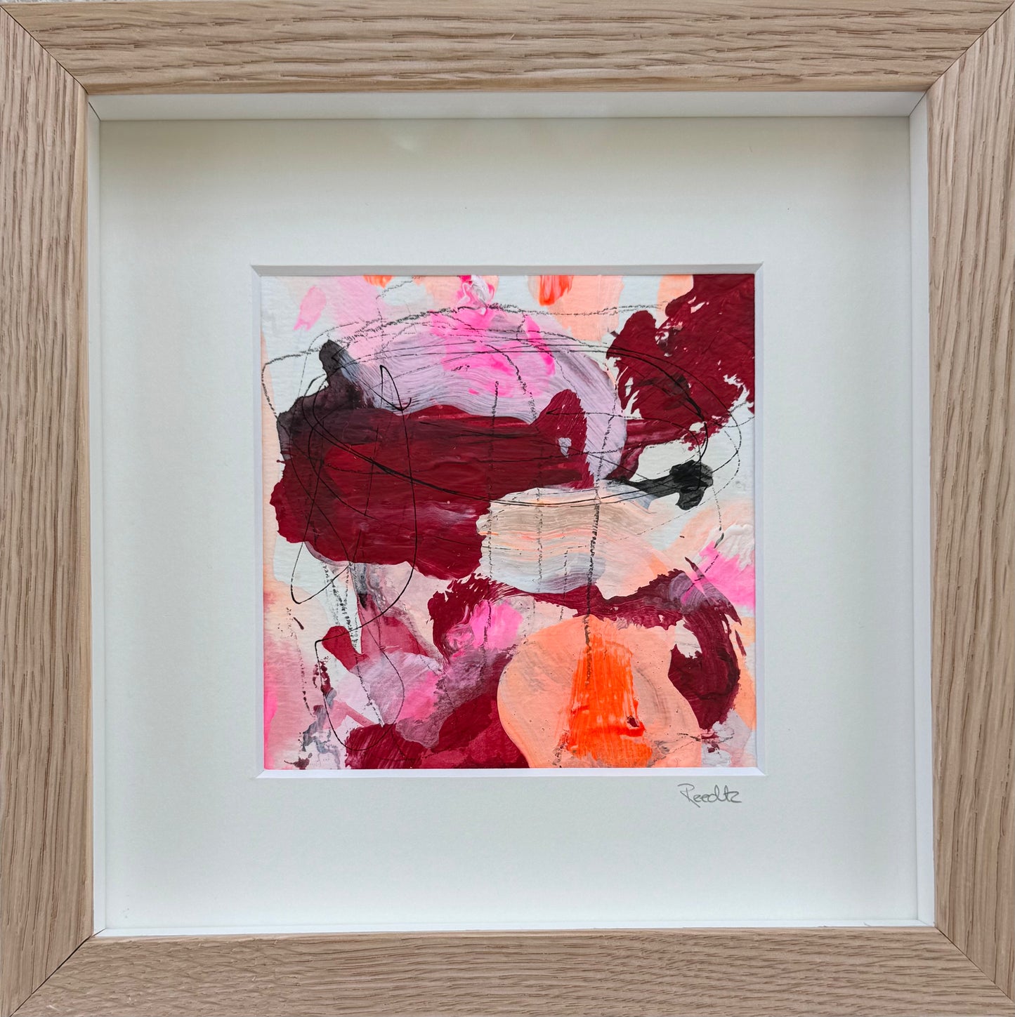 Paperwork nr. 128, 20x20 cm, i boksramme af massivt egetræ by Lone Reedtz , Abstrakt ekspressivt akrylmaleri på papir i passepartout