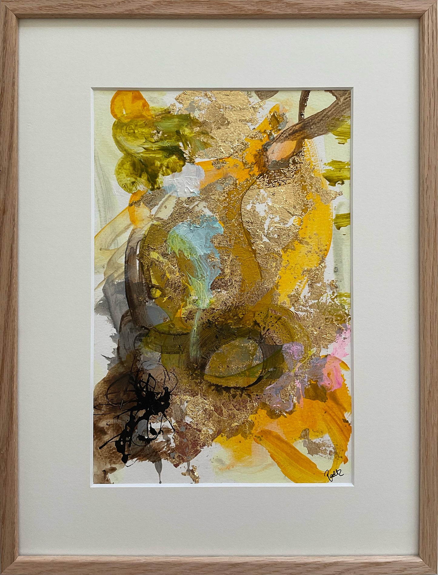 Paperwork nr. 63, 30x40 cm med guld bladmetal og massiv egetræsramme by Lone Reedtz , Abstrakt ekspressivt akrylmaleri på papir i passepartout brown Childish Gold Orange Yellow