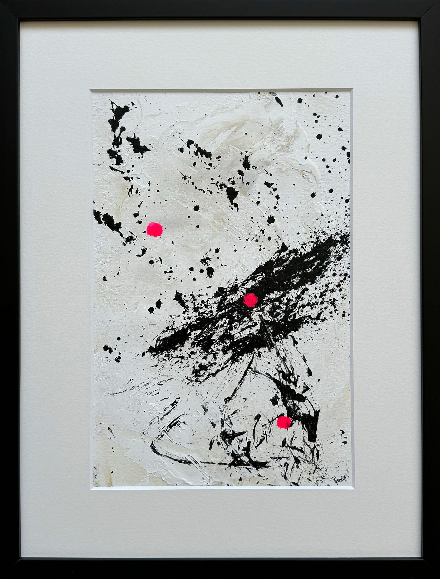 Paperwork nr. 99, 40x30 cm, med sort træramme. by Lone Reedtz , Abstrakt ekspressivt akrylmaleri på papir i passepartout