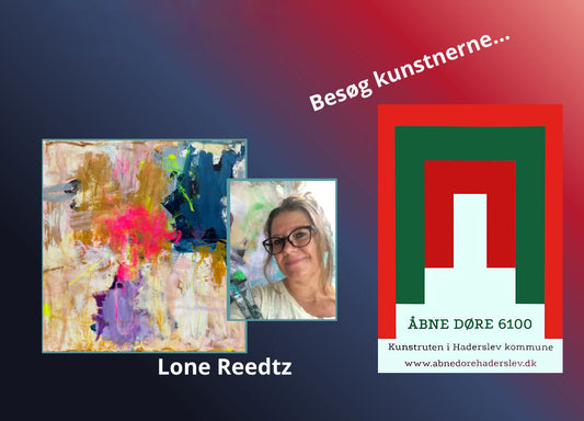 Portrait foto og maleri af Lone Reedtz, en del af kunstruten Åbne Døre 6100 i Haderslev, 20.-21. september 2025