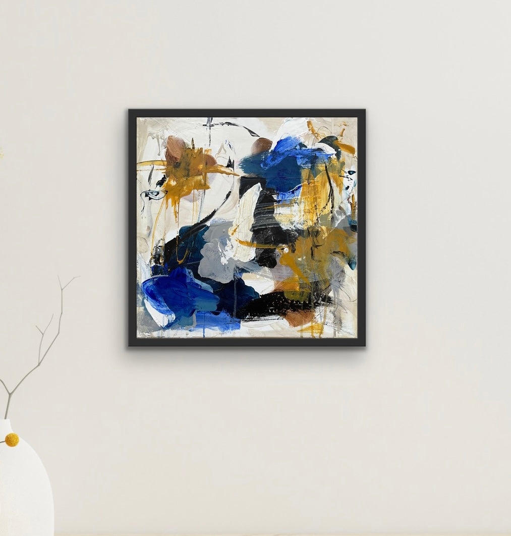 Abstrakt maleri, 40x40 cm, "Ocean blue" by Lone Reedtz , Abstrakt ekspressivt akrylmaleri på lærred Med sort svæveramme Black Blue Brown Childish Golden Grey Ochre Square White