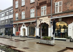 Foto af galleri &Os bygning