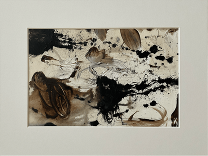 Paperwork nr. 30, 30x40 cm med valgfri indramning by Lone Reedtz , Abstrakt ekspressivt akrylmaleri på papir i passepartout Vandret 1 Uden ramme Black Brown
